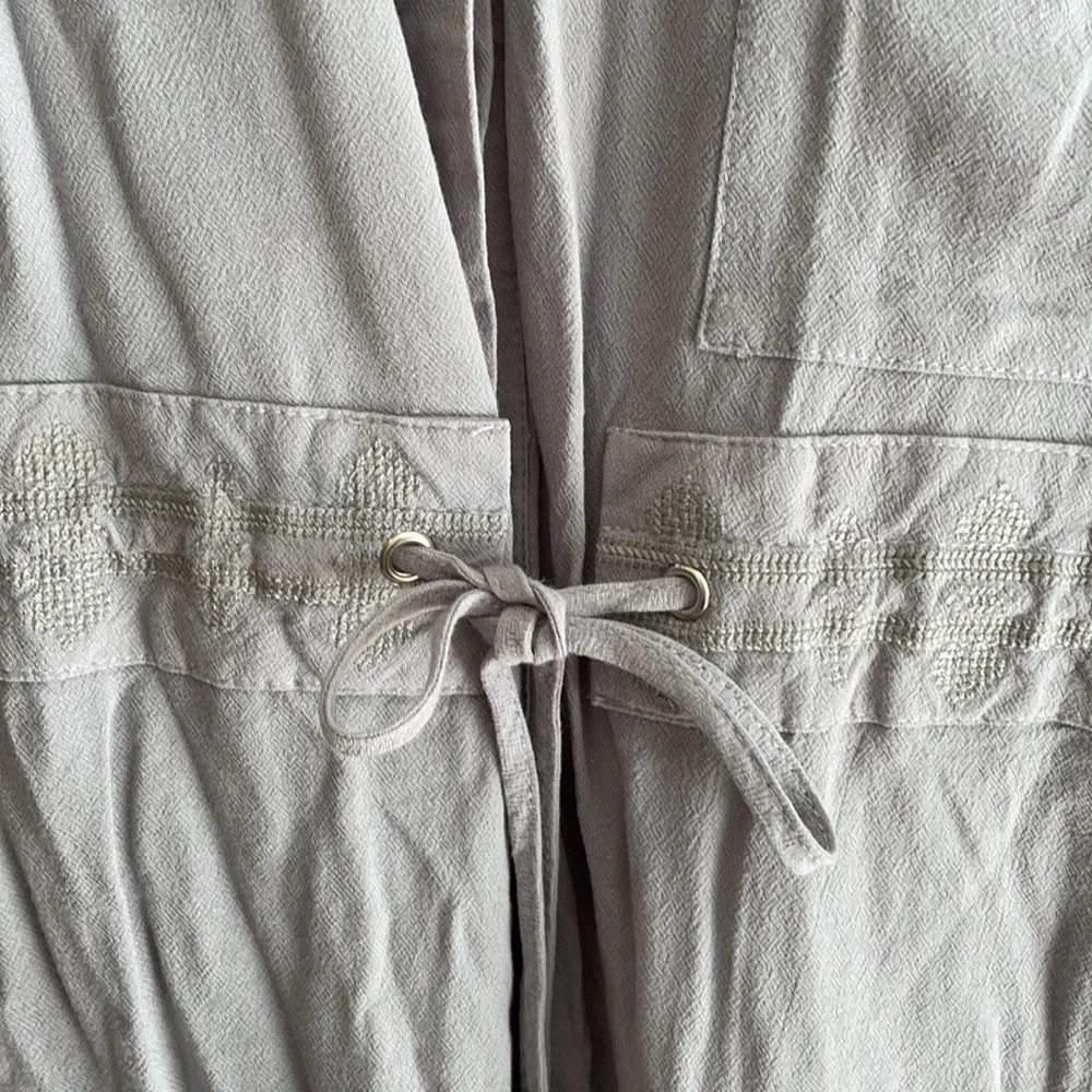 Grey great shape shirt with tie - Picture 6 of 9